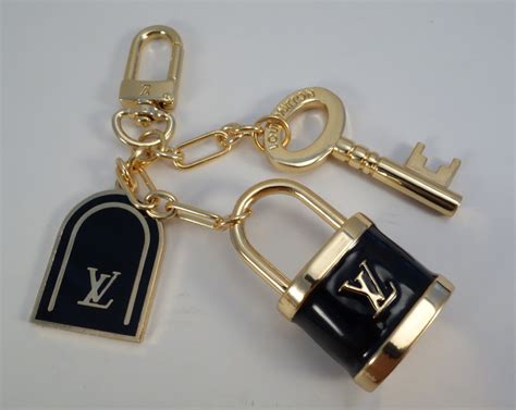 replica louis vuitton bag charms|knockoff Louis Vuitton keychain.